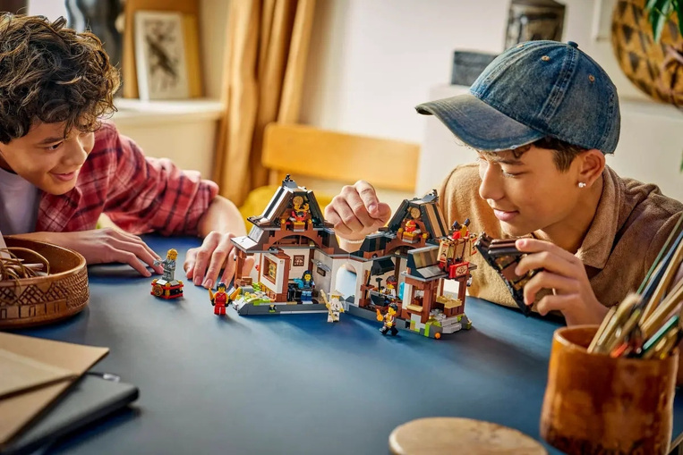 Lego Ninjago Four Weapons Blacksmith 15th Anniversary - 71858